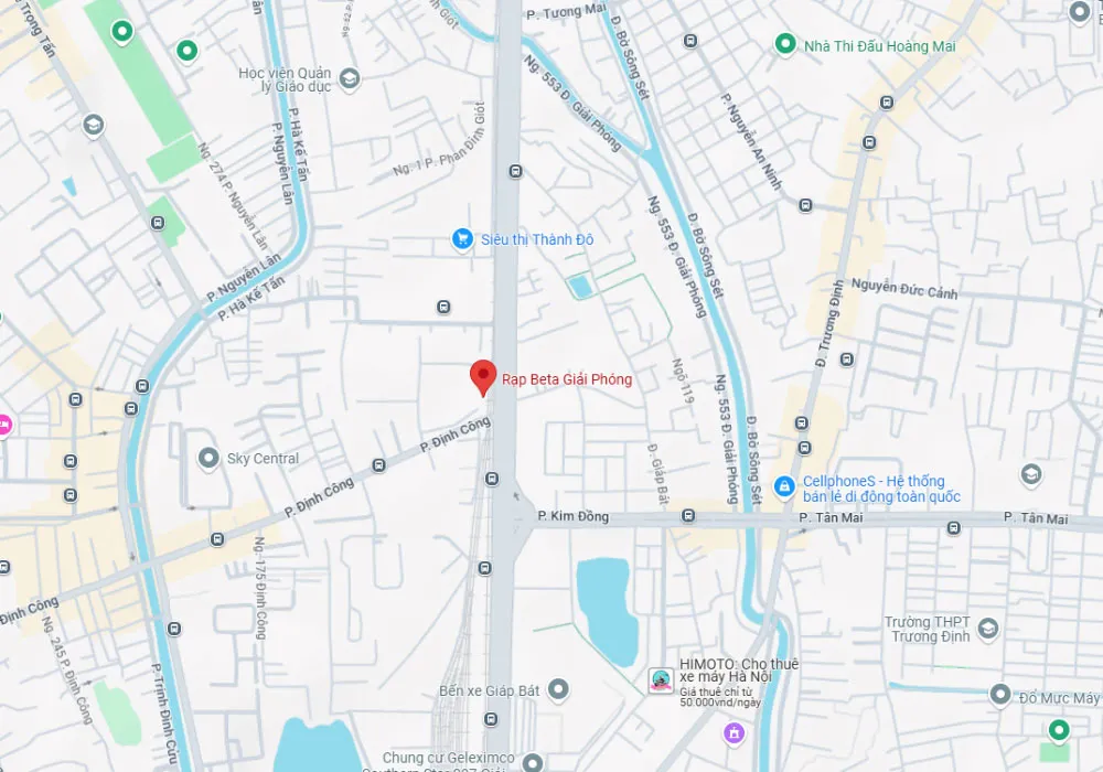 Mặt tiền rạp Beta Giải Phóng trên trục đường Giải Phóng, dễ tìm và thuận tiện di chuyển