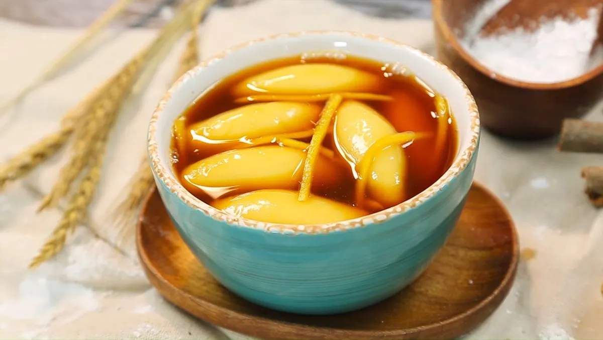 Bánh ngào (bánh mật) dẻo thơm với nước đường gừng – cách nấu bánh ngào chuẩn vị