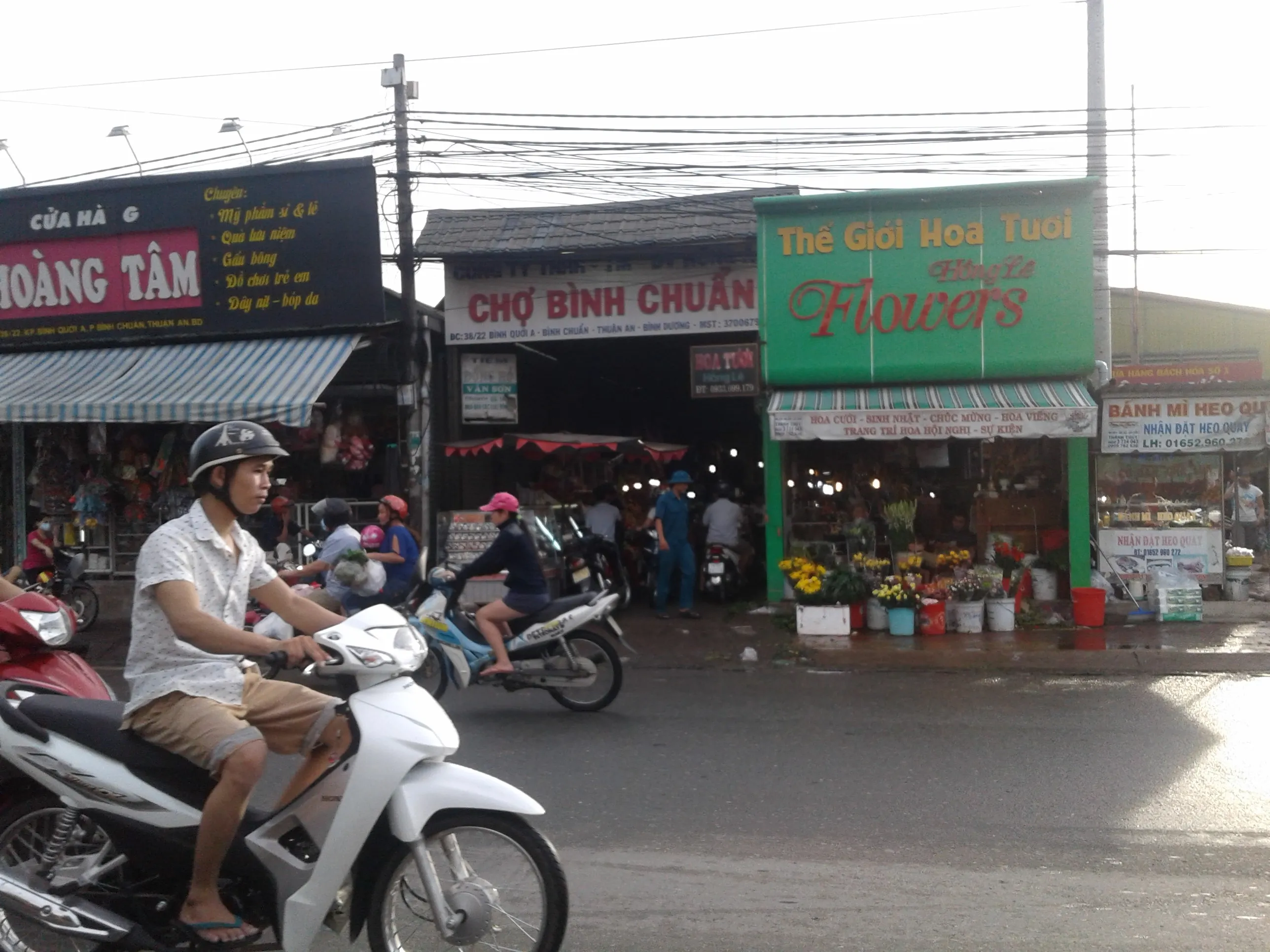 Không khí nhộn nhịp tại Chợ Đồng An 3 Bình Dương