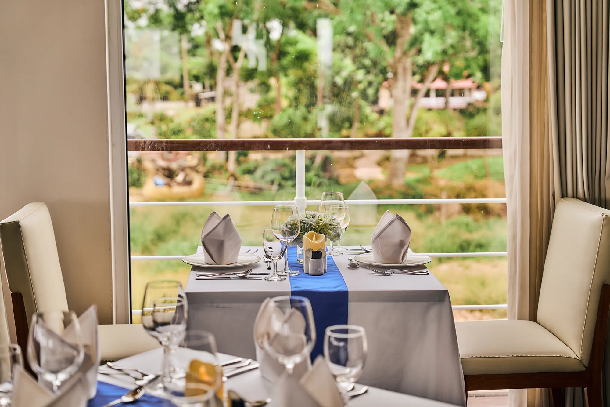 Set menu Á - Âu tinh tế, điểm nhấn ẩm thực trên Du thuyền Cần Thơ Princess