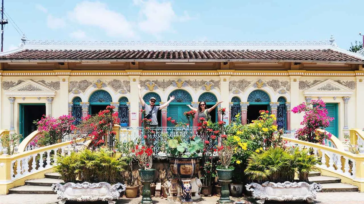 Toàn cảnh Nhà cổ Bình Thủy – di sản kiến trúc Cần Thơ