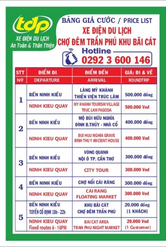 Xe điện xanh Tân Đại Phong đón khách tại Bến Ninh Kiều, phục vụ tham quan du lịch Cần Thơ