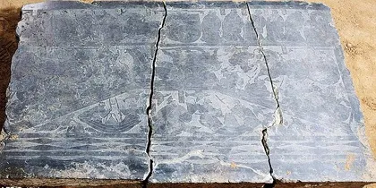 Bia đá chạm khắc mô tả đời sống Trung Quốc cách đây gần 2.000 năm