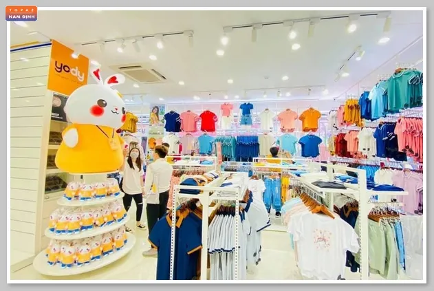 Bên trong cửa hàng Yody 230 Điện Biên Nam Định
