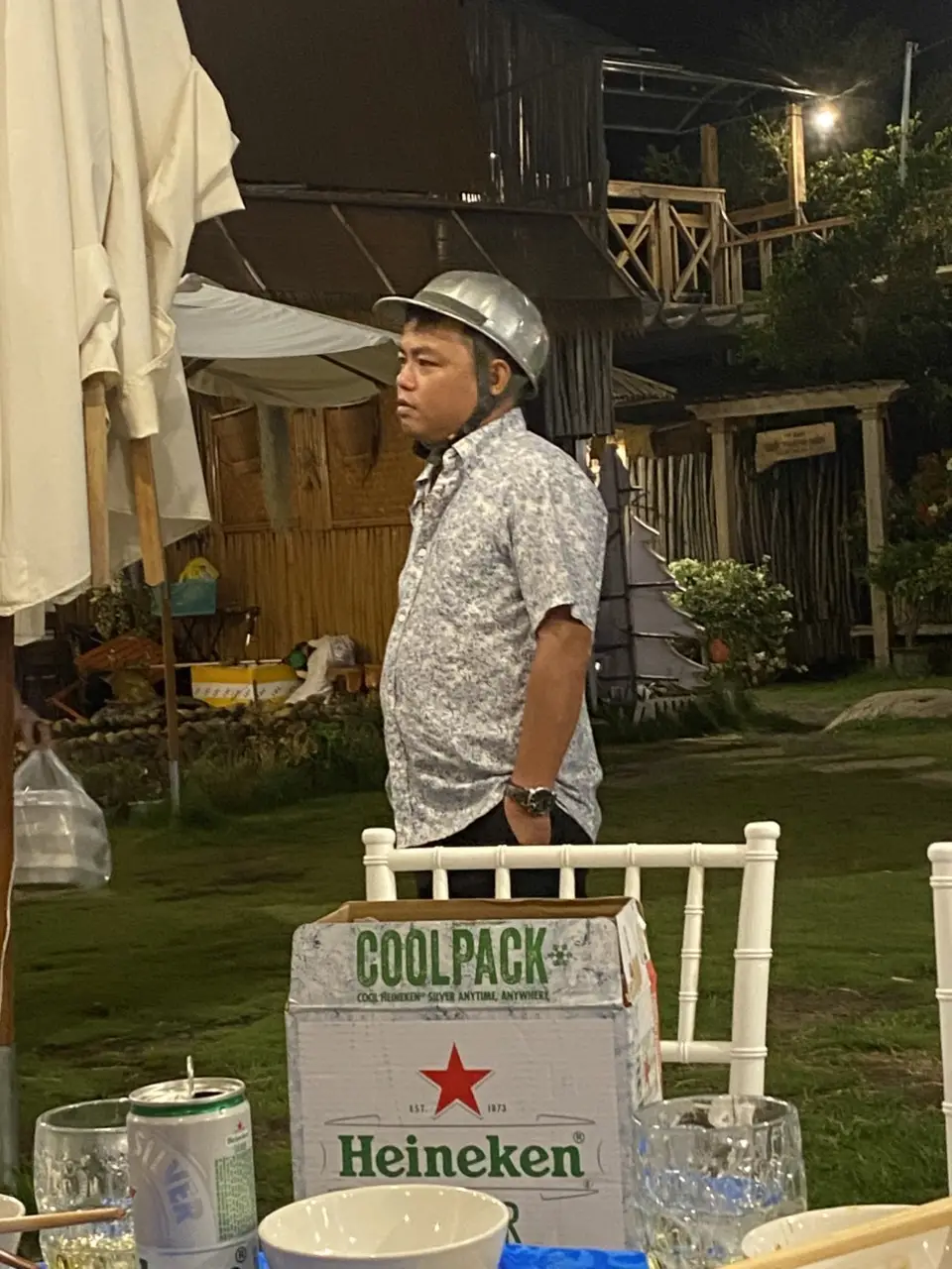 Ông Mai Sinh ceo and founder cơm gà Bà Vân