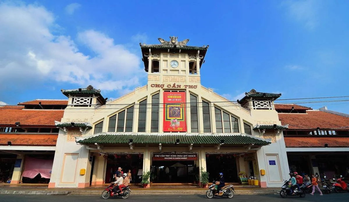 Không gian chợ cổ là bối cảnh check-in được du khách ưa thích