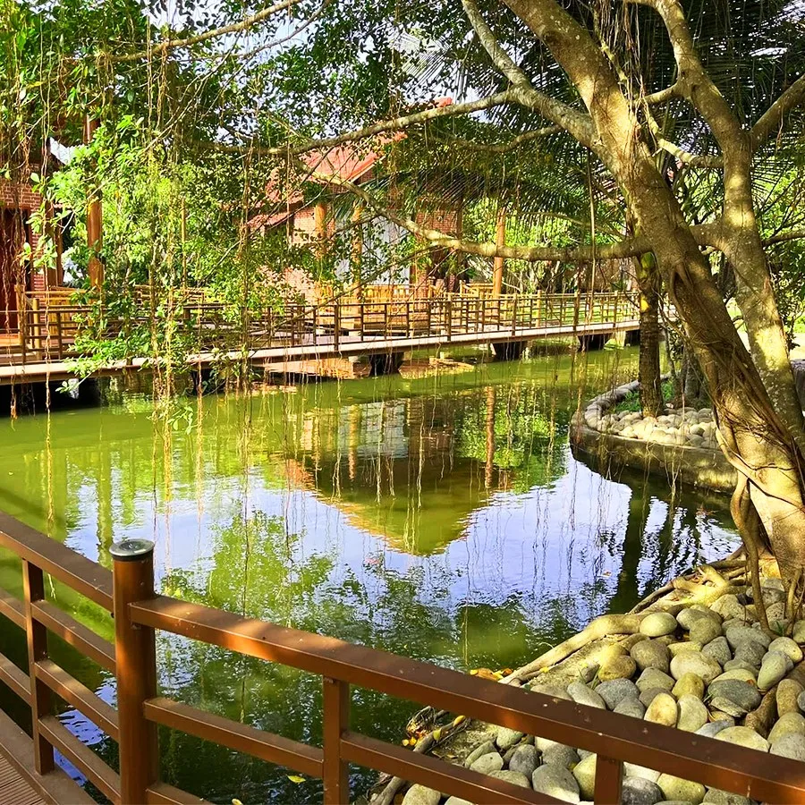 Không gian hữu tình, hồ nước và cây xanh tạo cảm giác an yên