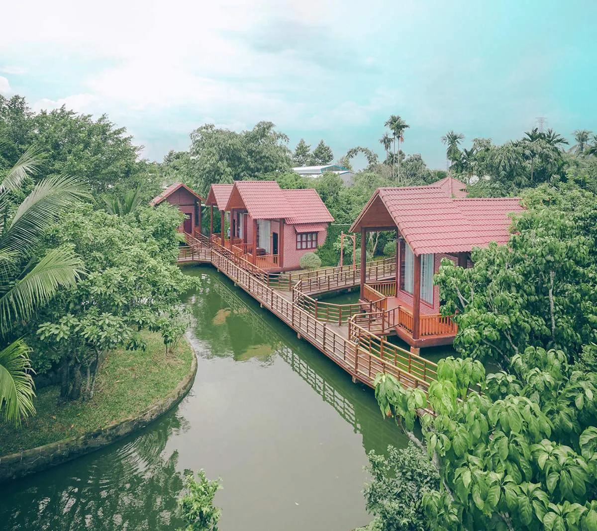 Phòng bungalow/Deluxe thiết kế gần gũi thiên nhiên, giản dị mà tiện nghi