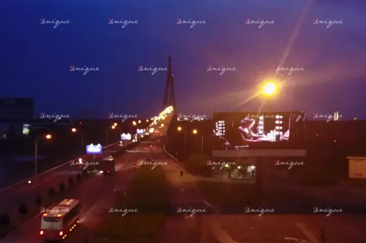 Không gian thoáng rộng tại khu dừng chân phía Vĩnh Long cạnh cầu