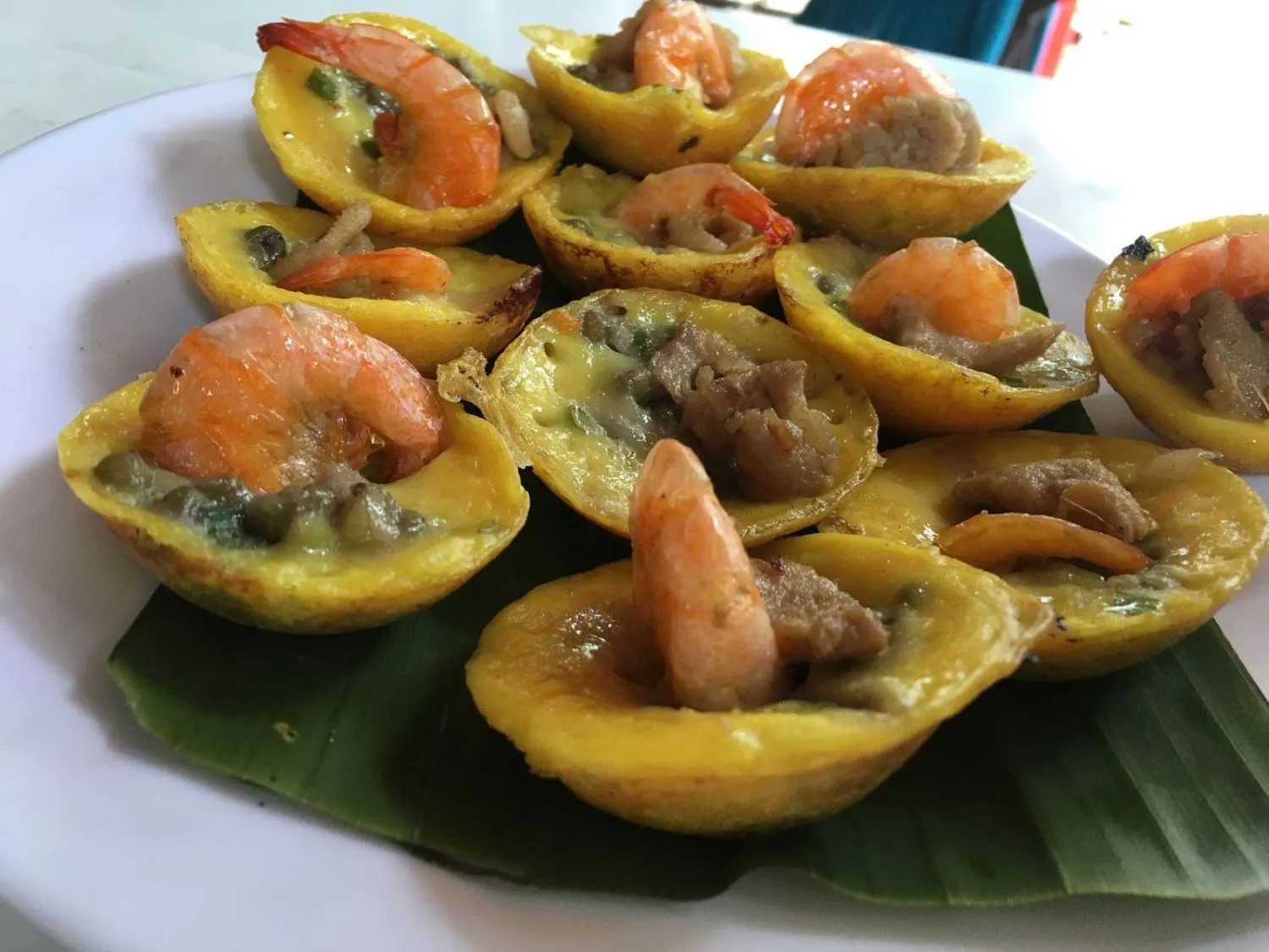 Bánh khọt tôm bạc đất giòn rụm, béo thơm khó cưỡng